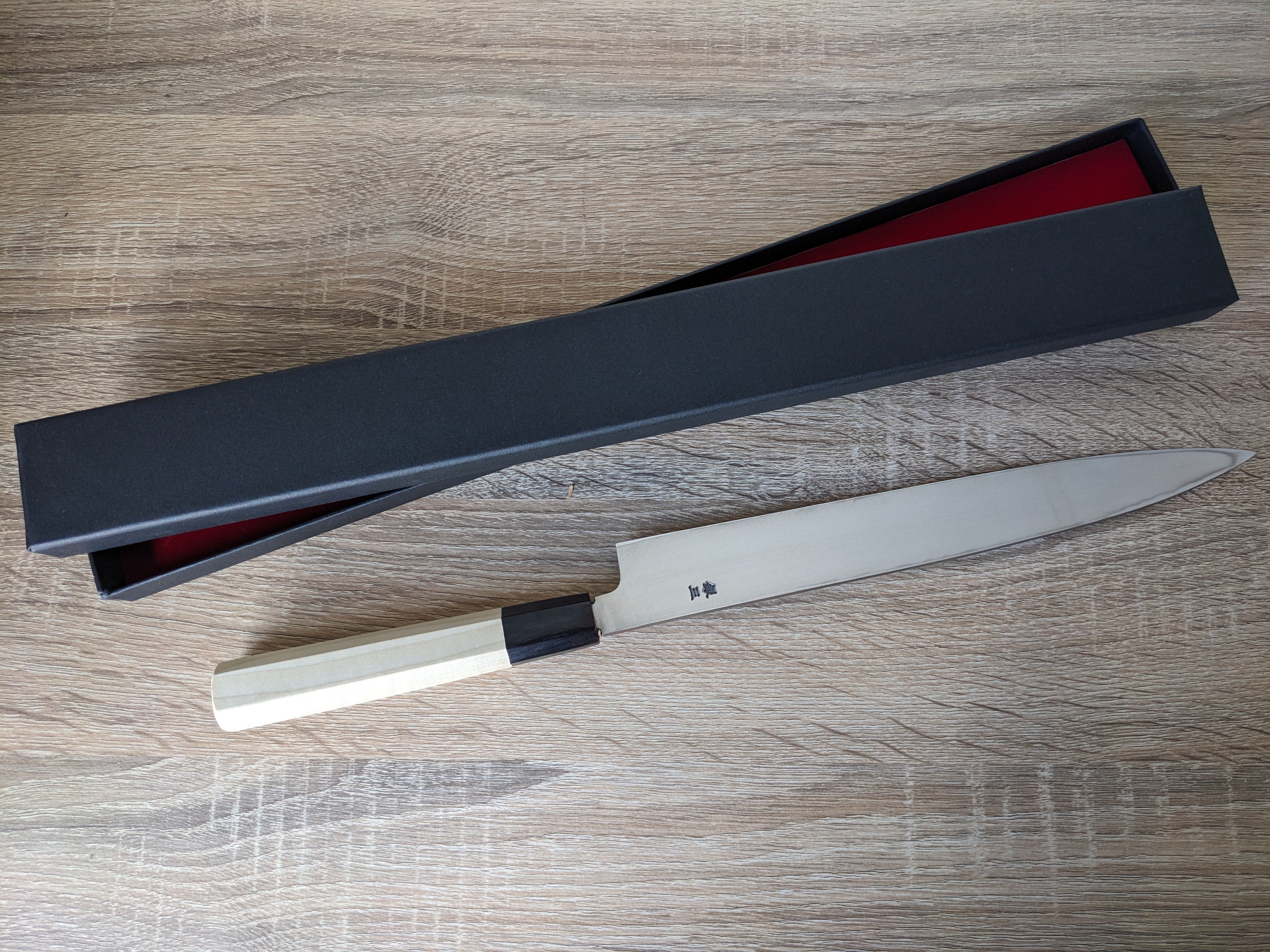 Tsunehisa sashimi knife 270mm silver 3